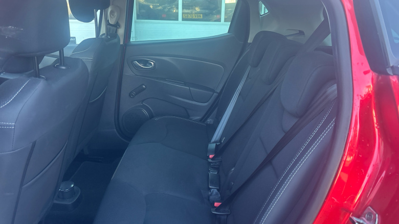 Renault Clio 0.9 TCE 90 Iconic 5dr Petrol Hatchback